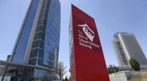 Aile Bakanlığından Duyuru! KPSS Şartsız 1.731 Memur Alım İlanı Yayımlandı!