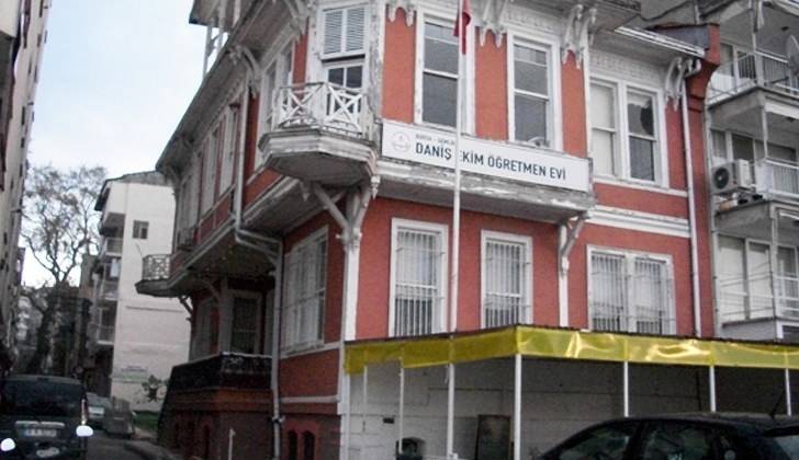 Bursa Gemlik Daniş Ekim Öğretmenevi En Az İlkokul Mezun İşçi Alımı