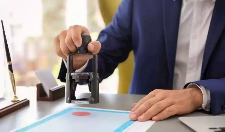 Noterler Kaçta Açılıyor? 2023 Noter Çalışma Saatleri