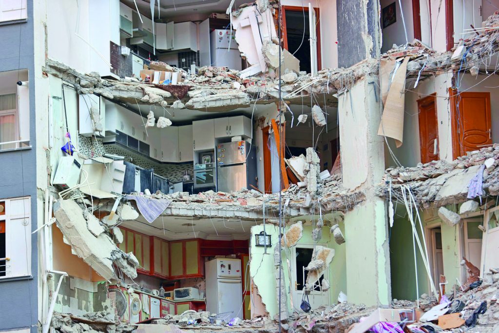 Depremde Zarar Gören Tüm Eşyaların Parası Ödenecek