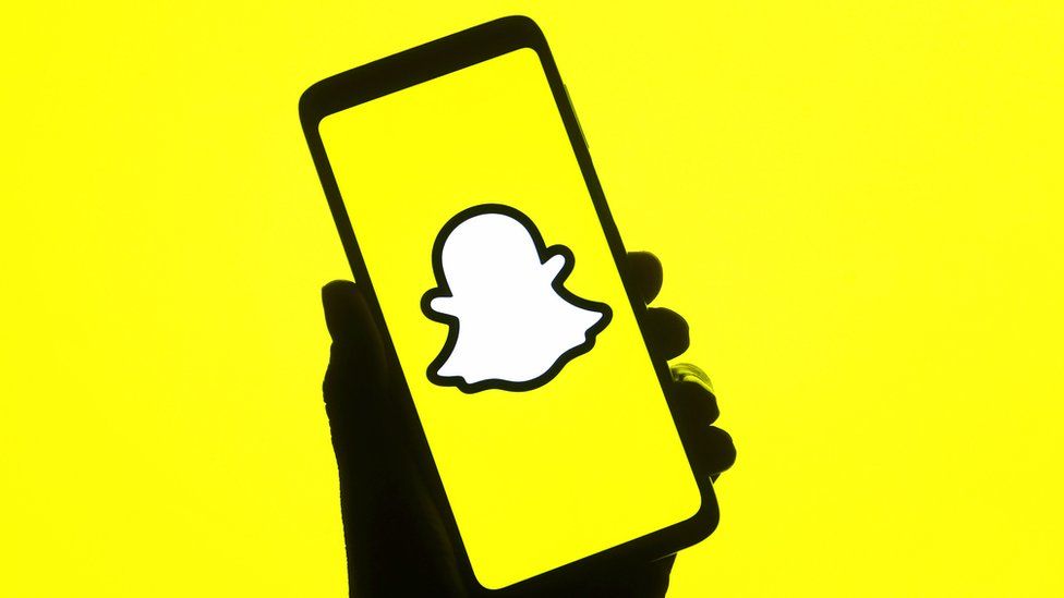 Snapchat Filtrleri: Yüz Efektleri ve Geo-filtreler Nasıl Kullanılır?